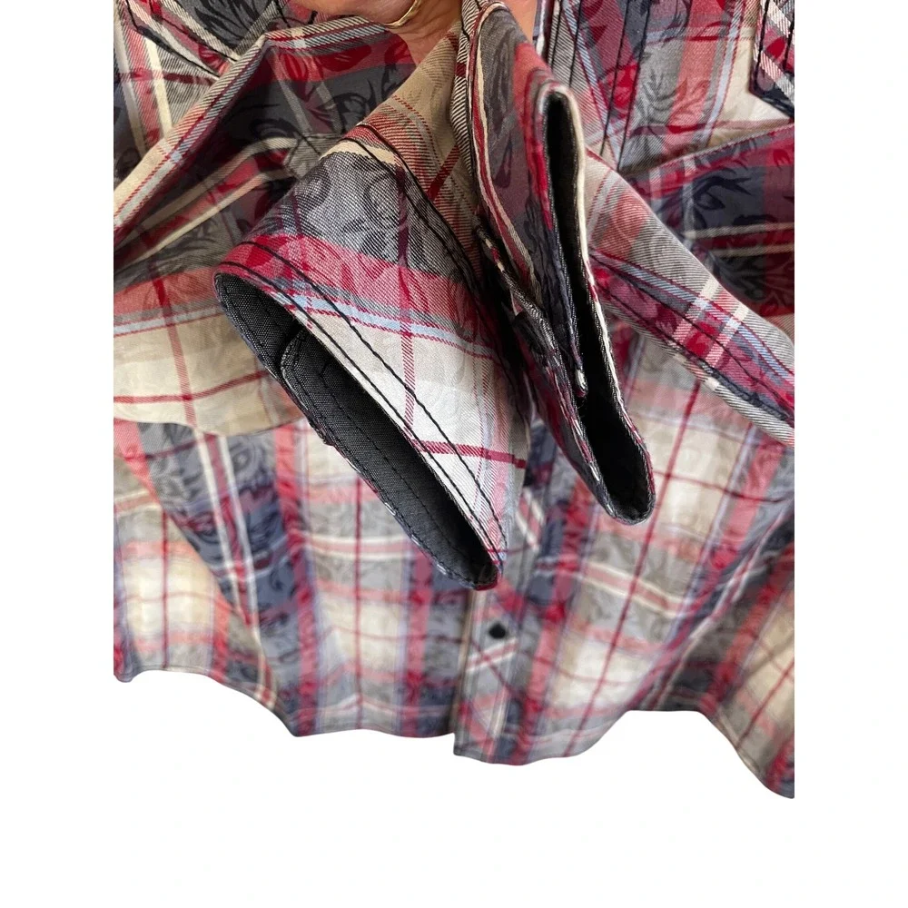 Rock Revival Men's M Embroidered Plaid Floral Button Down Shirt BLE2202L Western - Picture 8 of 10